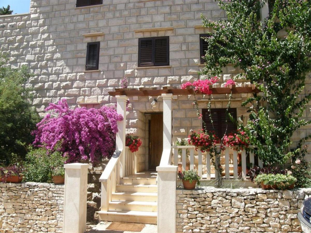 Villa Renipol Adults Only Sutivan Exterior foto
