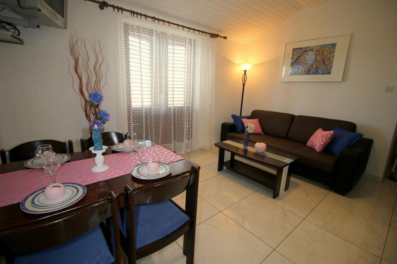 Villa Renipol Adults Only Sutivan Exterior foto