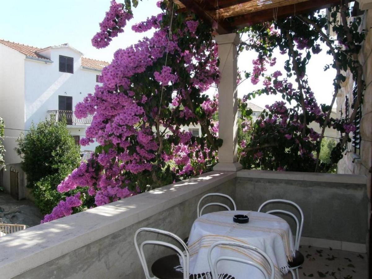 Villa Renipol Adults Only Sutivan Exterior foto