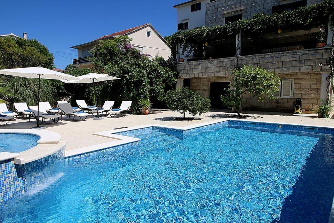 Villa Renipol Adults Only Sutivan Exterior foto
