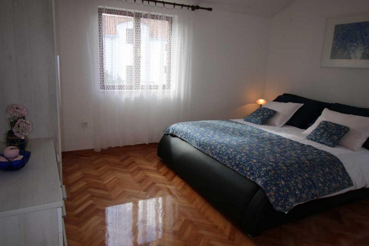 Villa Renipol Adults Only Sutivan Exterior foto