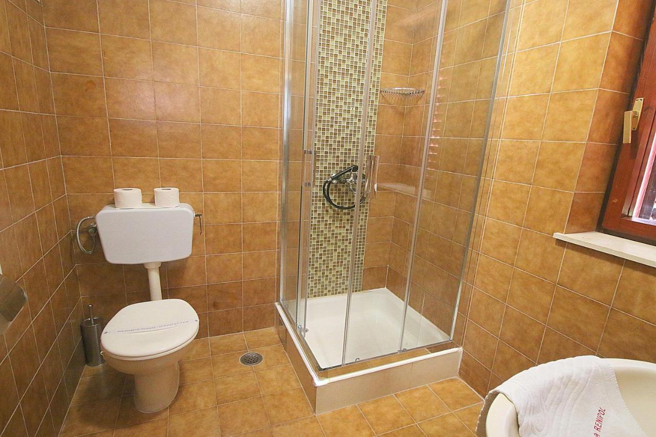 Villa Renipol Adults Only Sutivan Exterior foto
