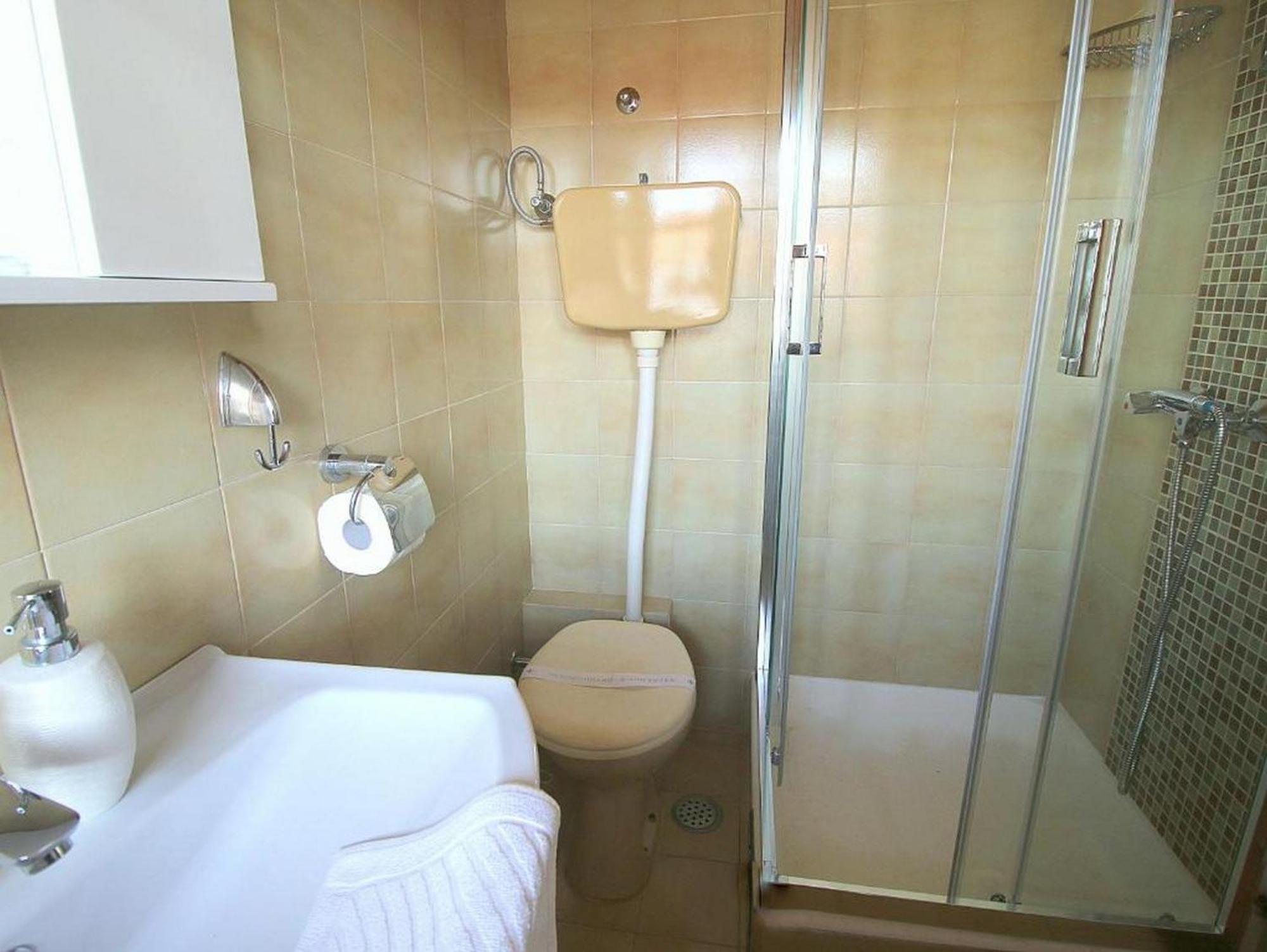 Villa Renipol Adults Only Sutivan Cameră foto