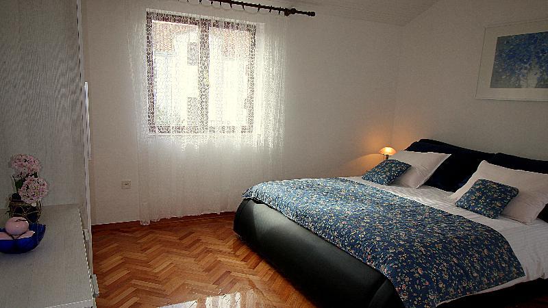 Villa Renipol Adults Only Sutivan Exterior foto