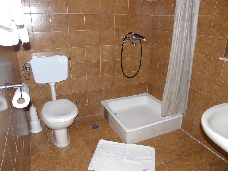 Villa Renipol Adults Only Sutivan Exterior foto